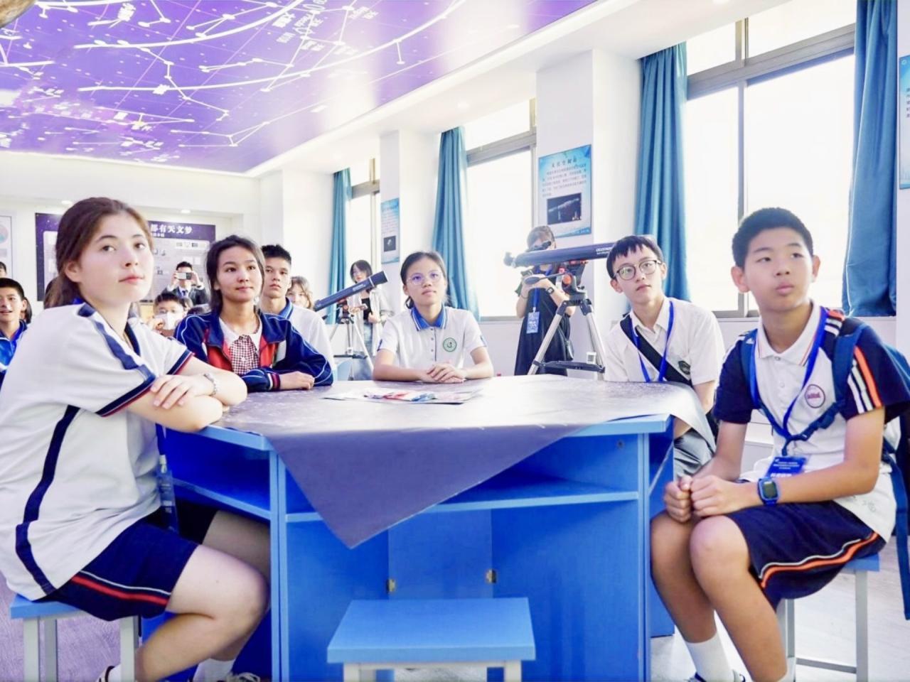 體驗松山湖學校天文學課堂