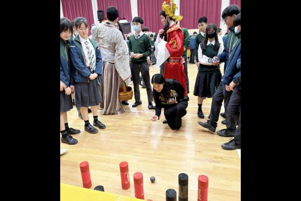 農曆新年節慶活動：木射傳統遊戲 | 天主教伍華中學